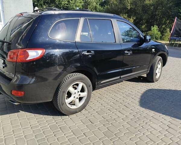 Черный Хендай Санта Фе, объемом двигателя 2.2 л и пробегом 267 тыс. км за 8700 $, фото 12 на Automoto.ua