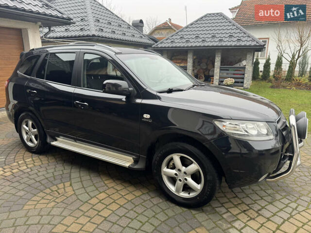 Черный Хендай Санта Фе, объемом двигателя 2.2 л и пробегом 243 тыс. км за 8999 $, фото 12 на Automoto.ua