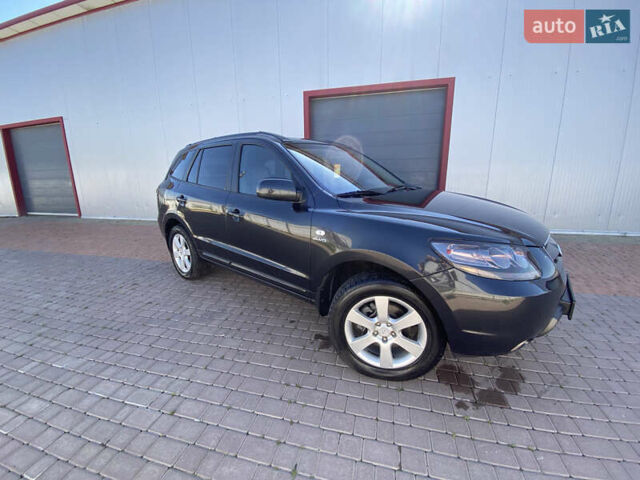 Черный Хендай Санта Фе, объемом двигателя 2.19 л и пробегом 224 тыс. км за 9900 $, фото 2 на Automoto.ua