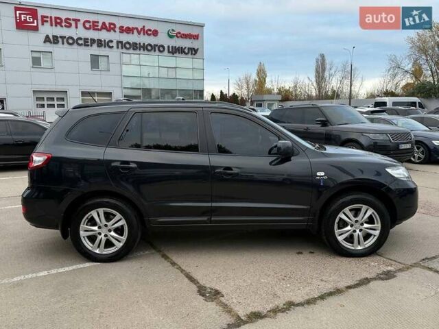 Черный Хендай Санта Фе, объемом двигателя 2.2 л и пробегом 274 тыс. км за 10700 $, фото 3 на Automoto.ua