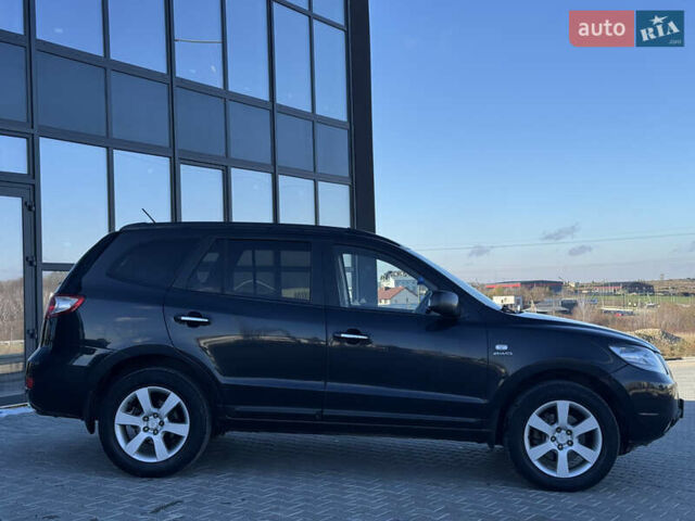 Черный Хендай Санта Фе, объемом двигателя 2.19 л и пробегом 222 тыс. км за 7999 $, фото 13 на Automoto.ua