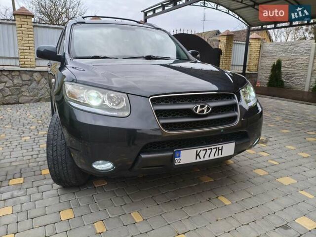 Черный Хендай Санта Фе, объемом двигателя 2.2 л и пробегом 296 тыс. км за 9799 $, фото 4 на Automoto.ua