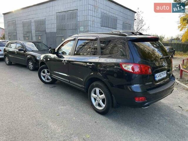 Чорний Хендай Санта Фе, об'ємом двигуна 2.7 л та пробігом 200 тис. км за 9499 $, фото 3 на Automoto.ua