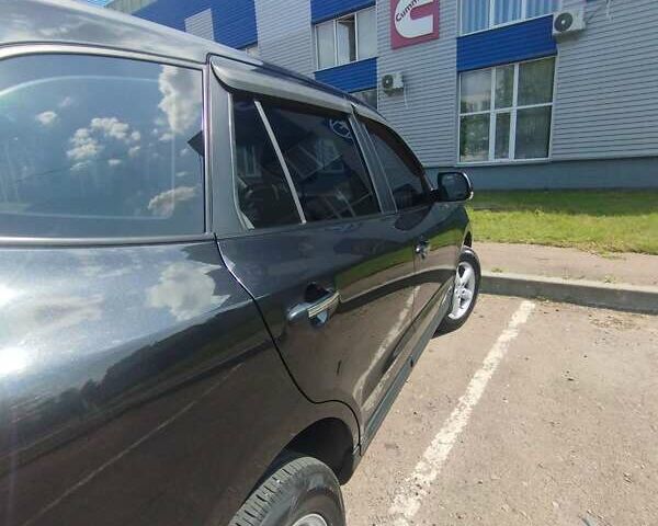 Черный Хендай Санта Фе, объемом двигателя 2.68 л и пробегом 300 тыс. км за 10200 $, фото 8 на Automoto.ua