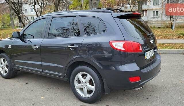 Черный Хендай Санта Фе, объемом двигателя 2.7 л и пробегом 182 тыс. км за 10000 $, фото 3 на Automoto.ua