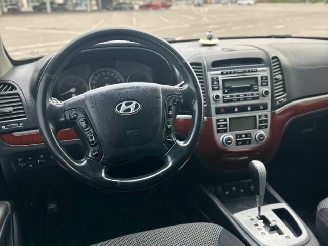 Чорний Хендай Санта Фе, об'ємом двигуна 0 л та пробігом 137 тис. км за 10500 $, фото 6 на Automoto.ua