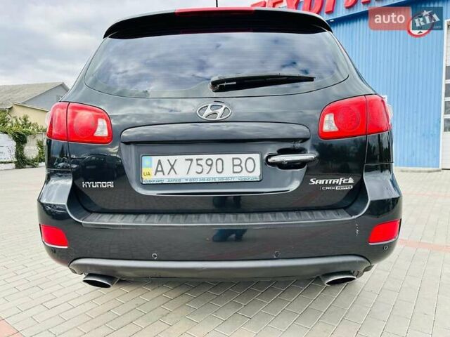 Черный Хендай Санта Фе, объемом двигателя 2.2 л и пробегом 250 тыс. км за 10200 $, фото 8 на Automoto.ua
