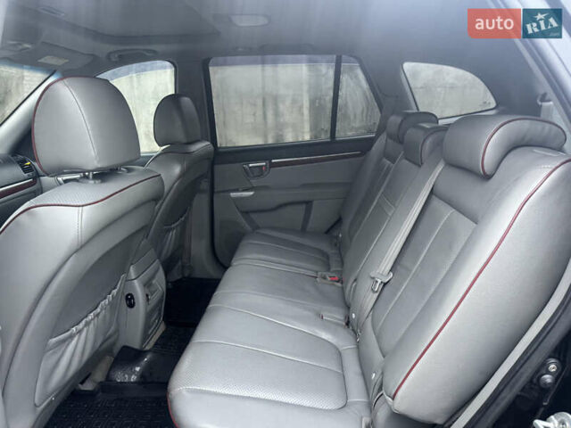 Черный Хендай Санта Фе, объемом двигателя 2.66 л и пробегом 223 тыс. км за 7900 $, фото 30 на Automoto.ua