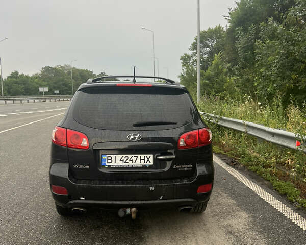 Черный Хендай Санта Фе, объемом двигателя 2.2 л и пробегом 260 тыс. км за 10000 $, фото 3 на Automoto.ua