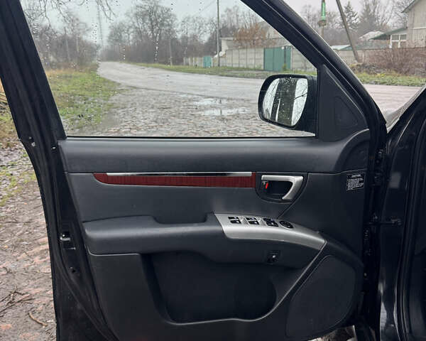 Чорний Хендай Санта Фе, об'ємом двигуна 2.2 л та пробігом 180 тис. км за 9800 $, фото 13 на Automoto.ua