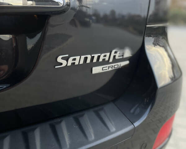 Черный Хендай Санта Фе, объемом двигателя 2.19 л и пробегом 235 тыс. км за 9999 $, фото 12 на Automoto.ua