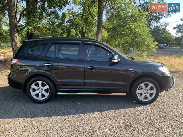 Черный Хендай Санта Фе, объемом двигателя 2.2 л и пробегом 245 тыс. км за 10500 $, фото 1 на Automoto.ua