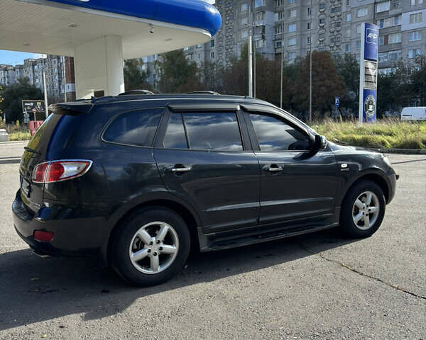 Чорний Хендай Санта Фе, об'ємом двигуна 2.66 л та пробігом 276 тис. км за 8199 $, фото 2 на Automoto.ua