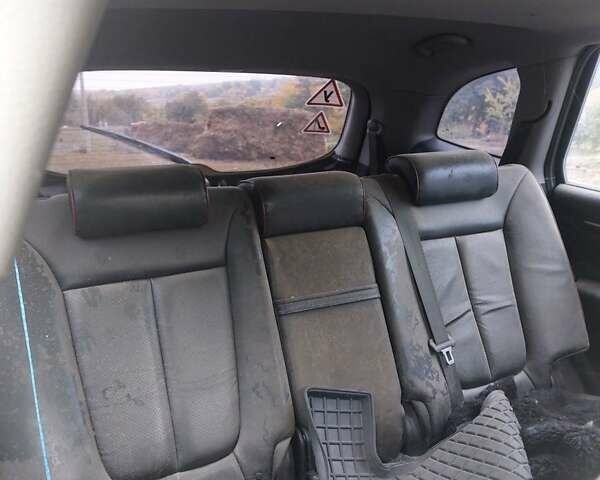 Черный Хендай Санта Фе, объемом двигателя 2.2 л и пробегом 280 тыс. км за 1800 $, фото 5 на Automoto.ua