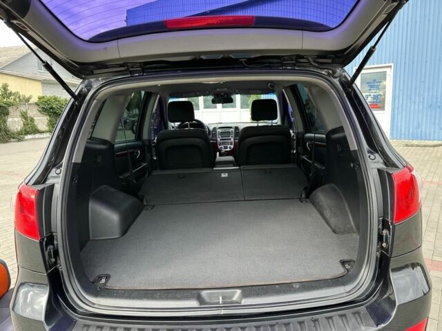 Чорний Хендай Санта Фе, об'ємом двигуна 2.2 л та пробігом 250 тис. км за 10200 $, фото 10 на Automoto.ua