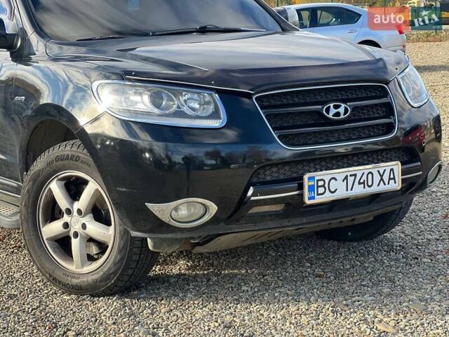 Черный Хендай Санта Фе, объемом двигателя 2.7 л и пробегом 208 тыс. км за 8700 $, фото 4 на Automoto.ua