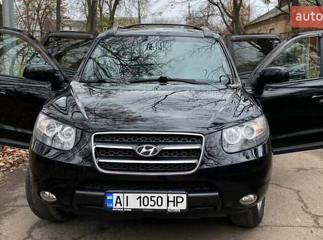 Черный Хендай Санта Фе, объемом двигателя 2.7 л и пробегом 307 тыс. км за 8900 $, фото 11 на Automoto.ua