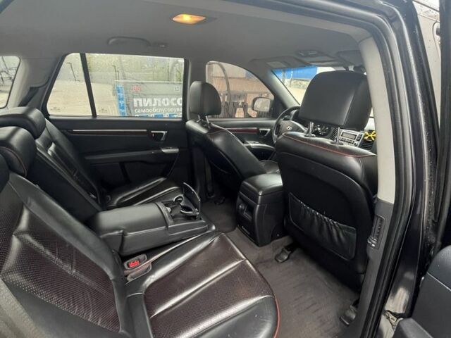 Черный Хендай Санта Фе, объемом двигателя 2.2 л и пробегом 271 тыс. км за 12500 $, фото 2 на Automoto.ua