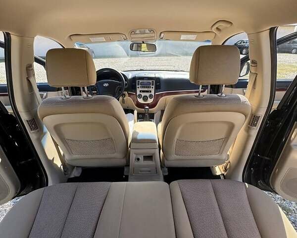 Чорний Хендай Санта Фе, об'ємом двигуна 2.2 л та пробігом 256 тис. км за 10200 $, фото 8 на Automoto.ua