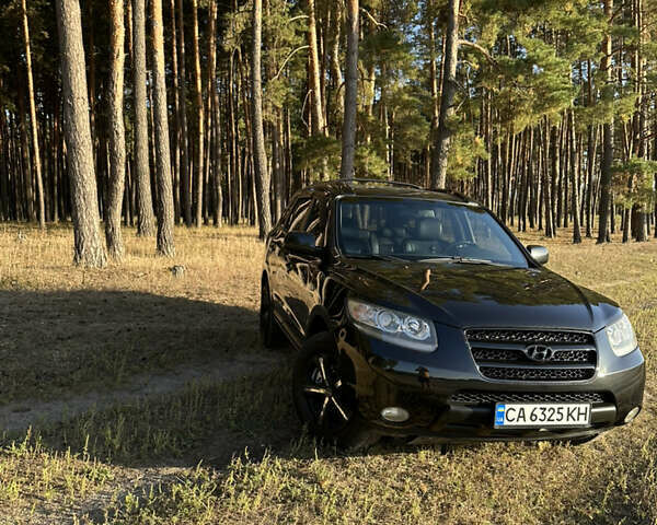 Черный Хендай Санта Фе, объемом двигателя 2.2 л и пробегом 277 тыс. км за 9800 $, фото 2 на Automoto.ua