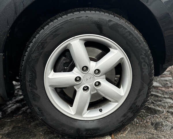 Чорний Хендай Санта Фе, об'ємом двигуна 2.2 л та пробігом 180 тис. км за 9800 $, фото 9 на Automoto.ua