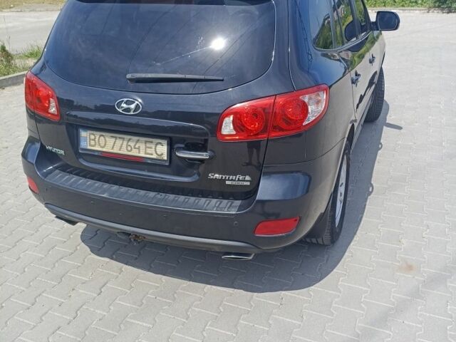 Черный Хендай Санта Фе, объемом двигателя 2.2 л и пробегом 258 тыс. км за 10500 $, фото 1 на Automoto.ua
