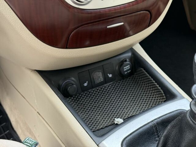 Чорний Хендай Санта Фе, об'ємом двигуна 2.2 л та пробігом 300 тис. км за 5100 $, фото 19 на Automoto.ua