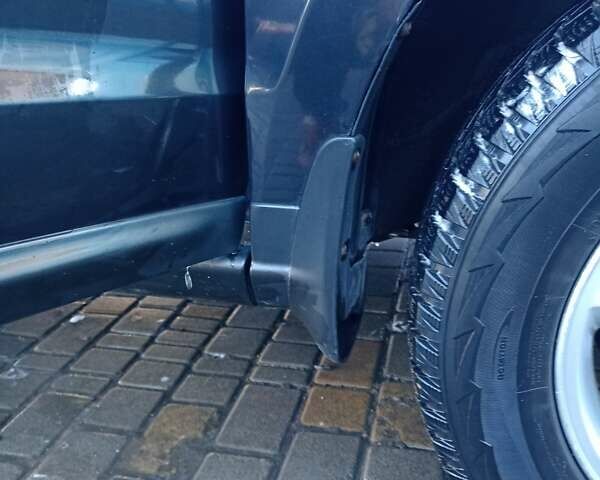 Черный Хендай Санта Фе, объемом двигателя 2.7 л и пробегом 283 тыс. км за 9500 $, фото 10 на Automoto.ua