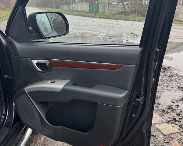 Чорний Хендай Санта Фе, об'ємом двигуна 2.2 л та пробігом 180 тис. км за 9800 $, фото 33 на Automoto.ua