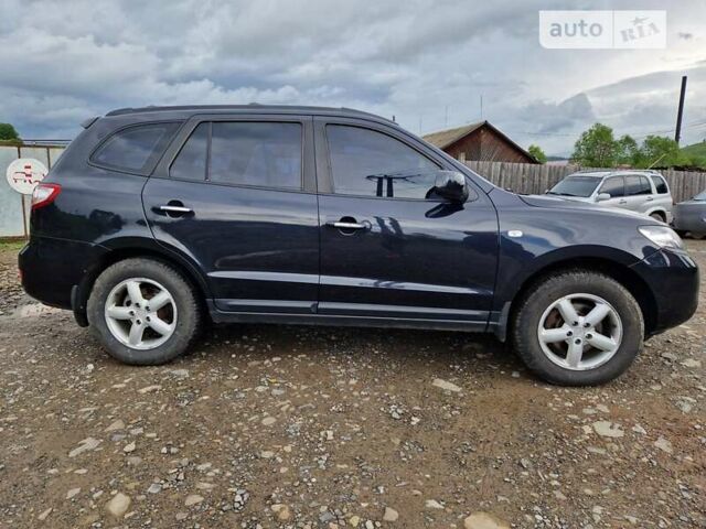 Черный Хендай Санта Фе, объемом двигателя 2.2 л и пробегом 650 тыс. км за 7800 $, фото 1 на Automoto.ua