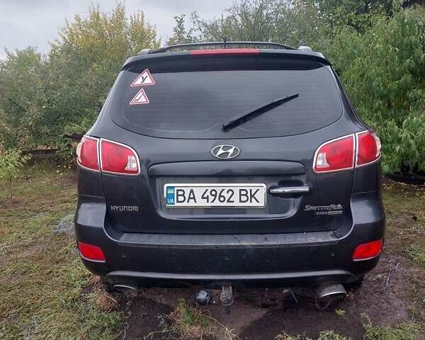 Черный Хендай Санта Фе, объемом двигателя 2.2 л и пробегом 280 тыс. км за 1800 $, фото 7 на Automoto.ua