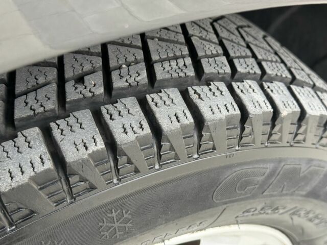 Чорний Хендай Санта Фе, об'ємом двигуна 2.2 л та пробігом 300 тис. км за 5100 $, фото 14 на Automoto.ua