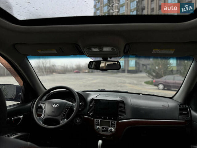 Чорний Хендай Санта Фе, об'ємом двигуна 2.7 л та пробігом 192 тис. км за 9300 $, фото 11 на Automoto.ua