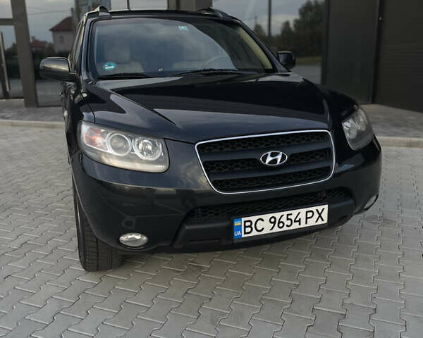 Черный Хендай Санта Фе, объемом двигателя 2.19 л и пробегом 235 тыс. км за 9999 $, фото 2 на Automoto.ua