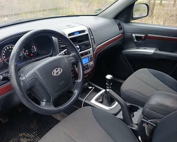 Чорний Хендай Санта Фе, об'ємом двигуна 2.2 л та пробігом 220 тис. км за 5700 $, фото 5 на Automoto.ua