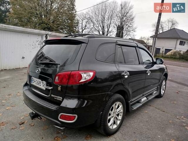 Черный Хендай Санта Фе, объемом двигателя 2.19 л и пробегом 220 тыс. км за 12000 $, фото 6 на Automoto.ua