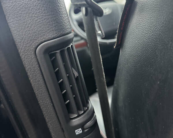 Чорний Хендай Санта Фе, об'ємом двигуна 2.2 л та пробігом 180 тис. км за 9800 $, фото 22 на Automoto.ua