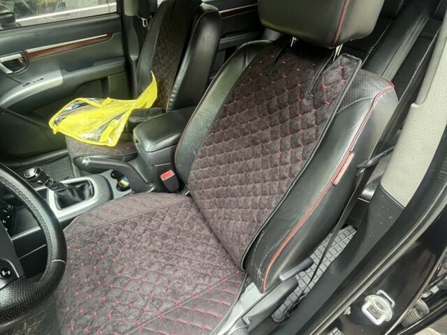 Черный Хендай Санта Фе, объемом двигателя 2.2 л и пробегом 271 тыс. км за 12500 $, фото 7 на Automoto.ua