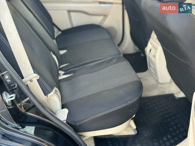 Чорний Хендай Санта Фе, об'ємом двигуна 2.7 л та пробігом 197 тис. км за 10000 $, фото 16 на Automoto.ua