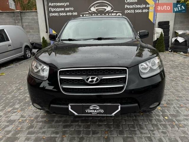 Черный Хендай Санта Фе, объемом двигателя 2.7 л и пробегом 361 тыс. км за 8300 $, фото 7 на Automoto.ua