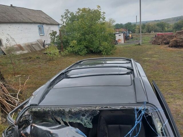 Хендай Санта Фе 2008 в Кропивницком (Кировограде) на Automoto.ua Черный Хендай Санта Фе, объемом двигателя 2.2 л и пробегом 280 тыс. км за 1800 $, фото 2 на Automoto.ua