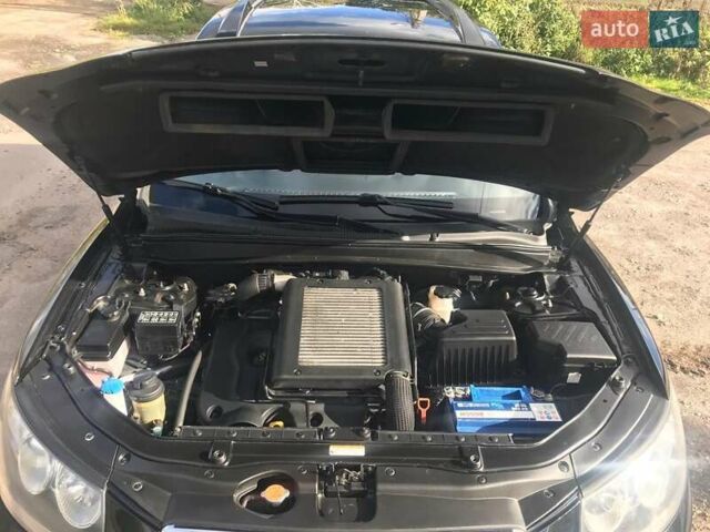 Черный Хендай Санта Фе, объемом двигателя 2.2 л и пробегом 264 тыс. км за 10800 $, фото 10 на Automoto.ua