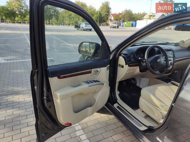 Чорний Хендай Санта Фе, об'ємом двигуна 2.2 л та пробігом 256 тис. км за 10200 $, фото 13 на Automoto.ua