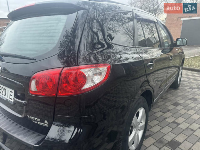 Черный Хендай Санта Фе, объемом двигателя 2.66 л и пробегом 223 тыс. км за 7900 $, фото 16 на Automoto.ua