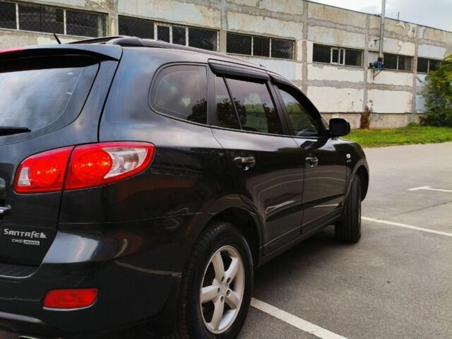Черный Хендай Санта Фе, объемом двигателя 2.2 л и пробегом 222 тыс. км за 8799 $, фото 5 на Automoto.ua