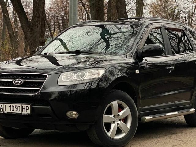 Черный Хендай Санта Фе, объемом двигателя 2.7 л и пробегом 307 тыс. км за 8900 $, фото 2 на Automoto.ua