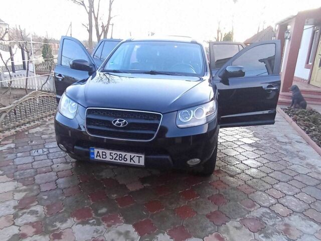 Черный Хендай Санта Фе, объемом двигателя 2.2 л и пробегом 3 тыс. км за 11000 $, фото 6 на Automoto.ua