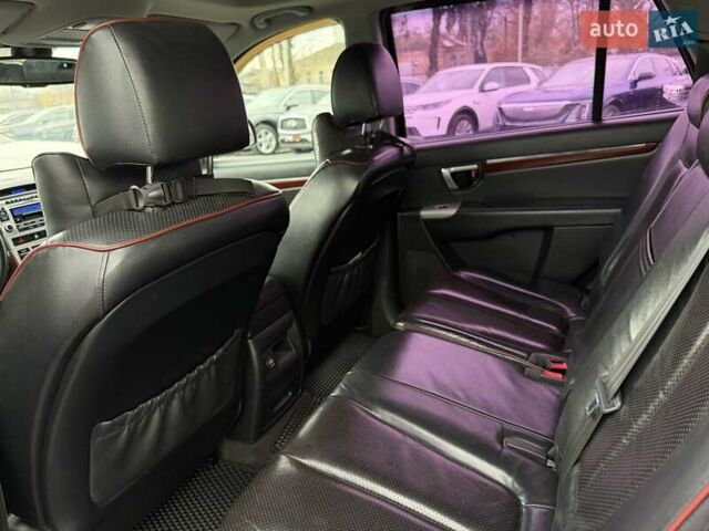 Черный Хендай Санта Фе, объемом двигателя 2.2 л и пробегом 280 тыс. км за 10700 $, фото 30 на Automoto.ua