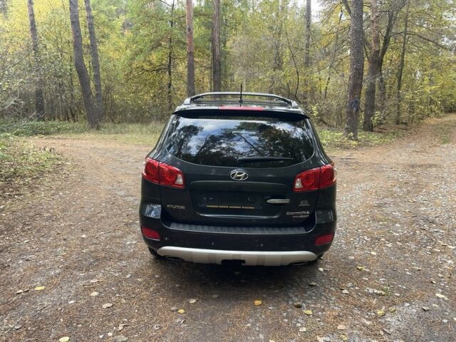 Черный Хендай Санта Фе, объемом двигателя 2.2 л и пробегом 200 тыс. км за 6000 $, фото 5 на Automoto.ua