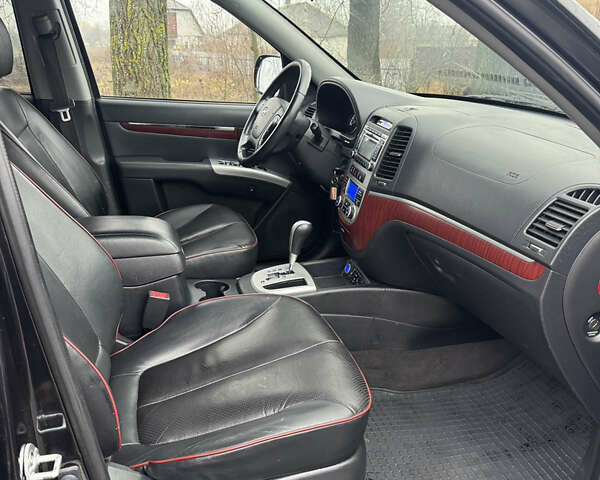 Чорний Хендай Санта Фе, об'ємом двигуна 2.2 л та пробігом 180 тис. км за 9800 $, фото 32 на Automoto.ua